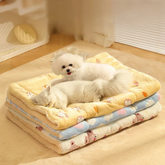 Thickened Soft Fleece Pet Blankets Foldable Autumn Winter Home Keep Warm Comfortable Sleeping Fluffy Cat Bed Mat Pets Accessorie