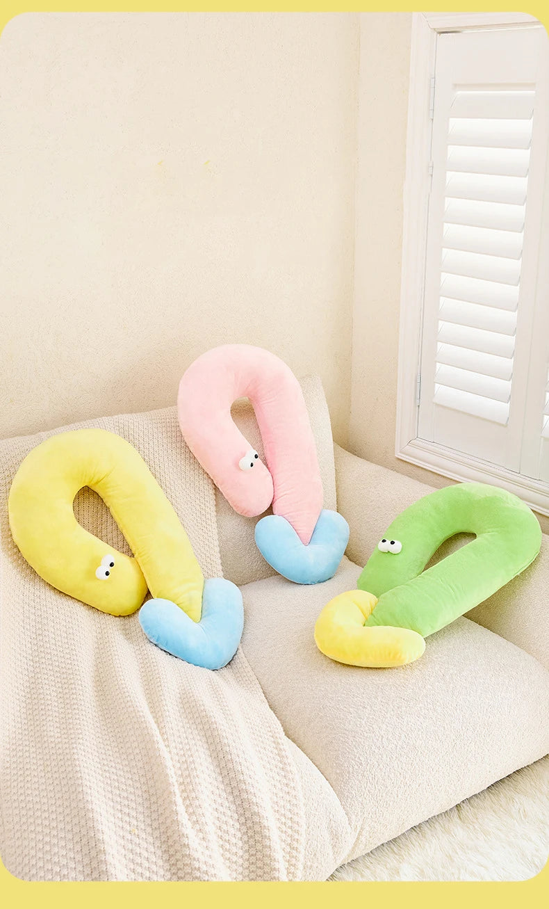 Cute U-Shaped Pet Little Pillow Four Seasons Universal Neck Protector Comfortably Sleeping Cat Coussin Chat Pets Nest Supplies