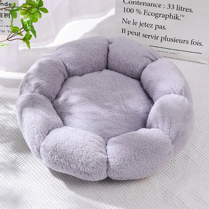 40-60cm Luxury Comfortable Cat Bed Breathable Soft Long Plush Unique Flower-Shaped Indoor Sleeping Dog Mat Pet Supplies