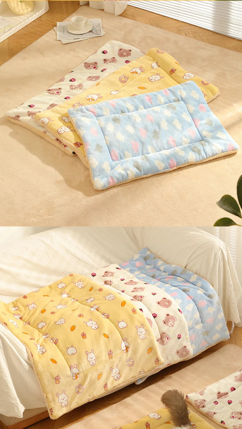 Thickened Soft Fleece Pet Blankets Foldable Autumn Winter Home Keep Warm Comfortable Sleeping Fluffy Cat Bed Mat Pets Accessorie
