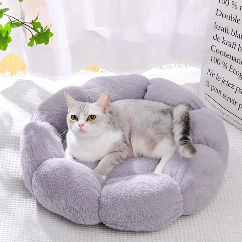 40-60cm Luxury Comfortable Cat Bed Breathable Soft Long Plush Unique Flower-Shaped Indoor Sleeping Dog Mat Pet Supplies