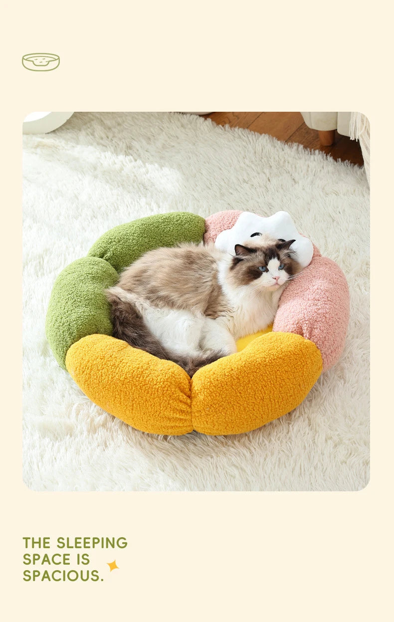 Cute Luxury Flower Cat Bed with Cloud-Shaped Pillow Winter Breathable Warm Ultra Soft Plush House Puppy Beds Cat Houses Indoor