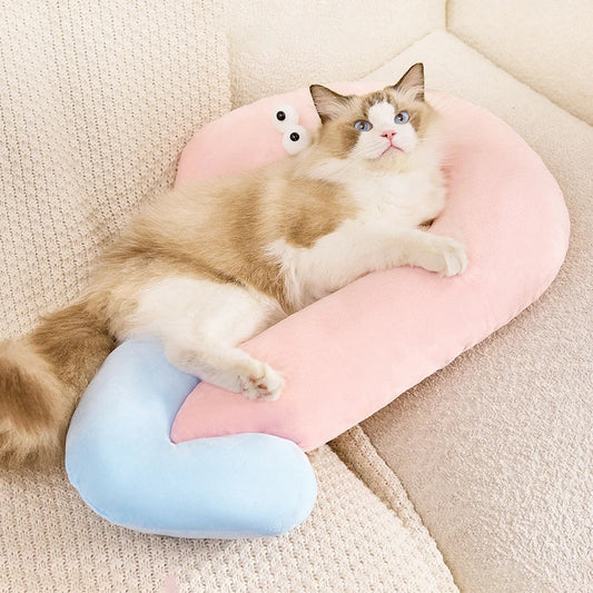 Cute U-Shaped Pet Little Pillow Four Seasons Universal Neck Protector Comfortably Sleeping Cat Coussin Chat Pets Nest Supplies