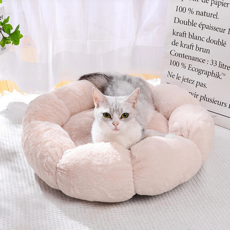 40-60cm Luxury Comfortable Cat Bed Breathable Soft Long Plush Unique Flower-Shaped Indoor Sleeping Dog Mat Pet Supplies